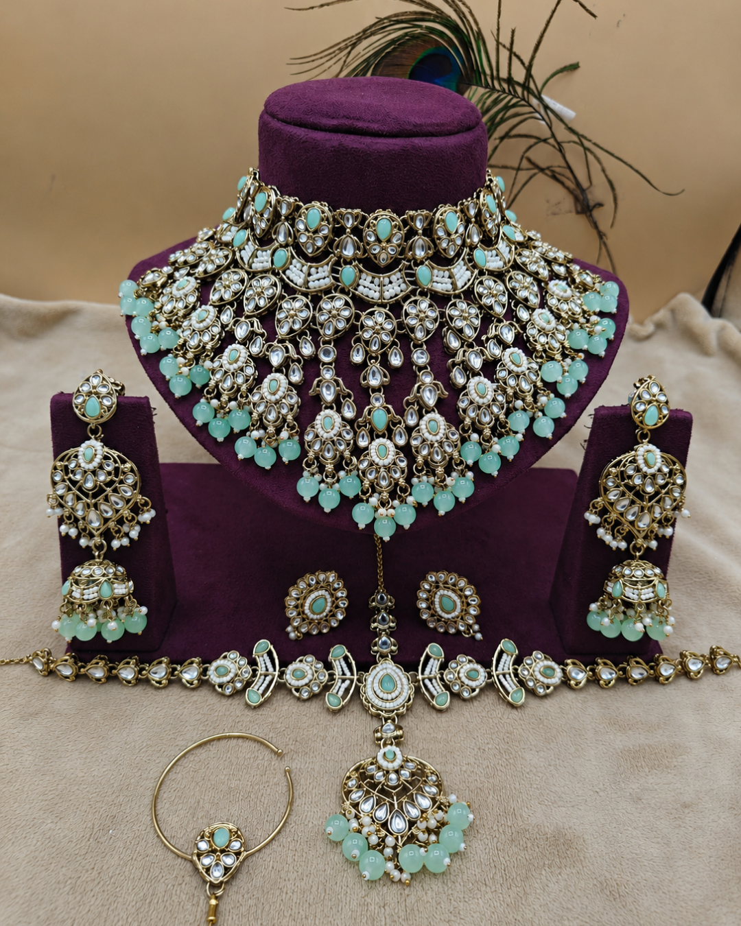 Rajsi Mint Choker Set