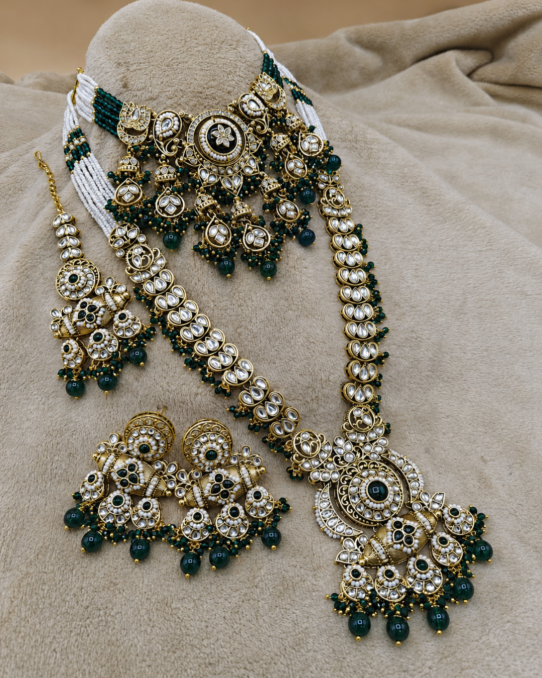 Shahi Panna Haar Set