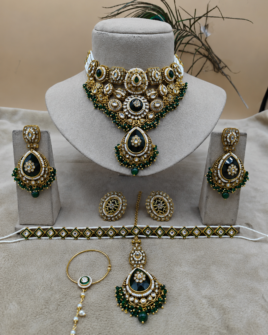 Rajshree Pearl Set
