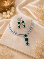 Imperial Emerald Laurel Drop Set