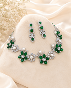 Emerald Blossom Pearl Necklace Set