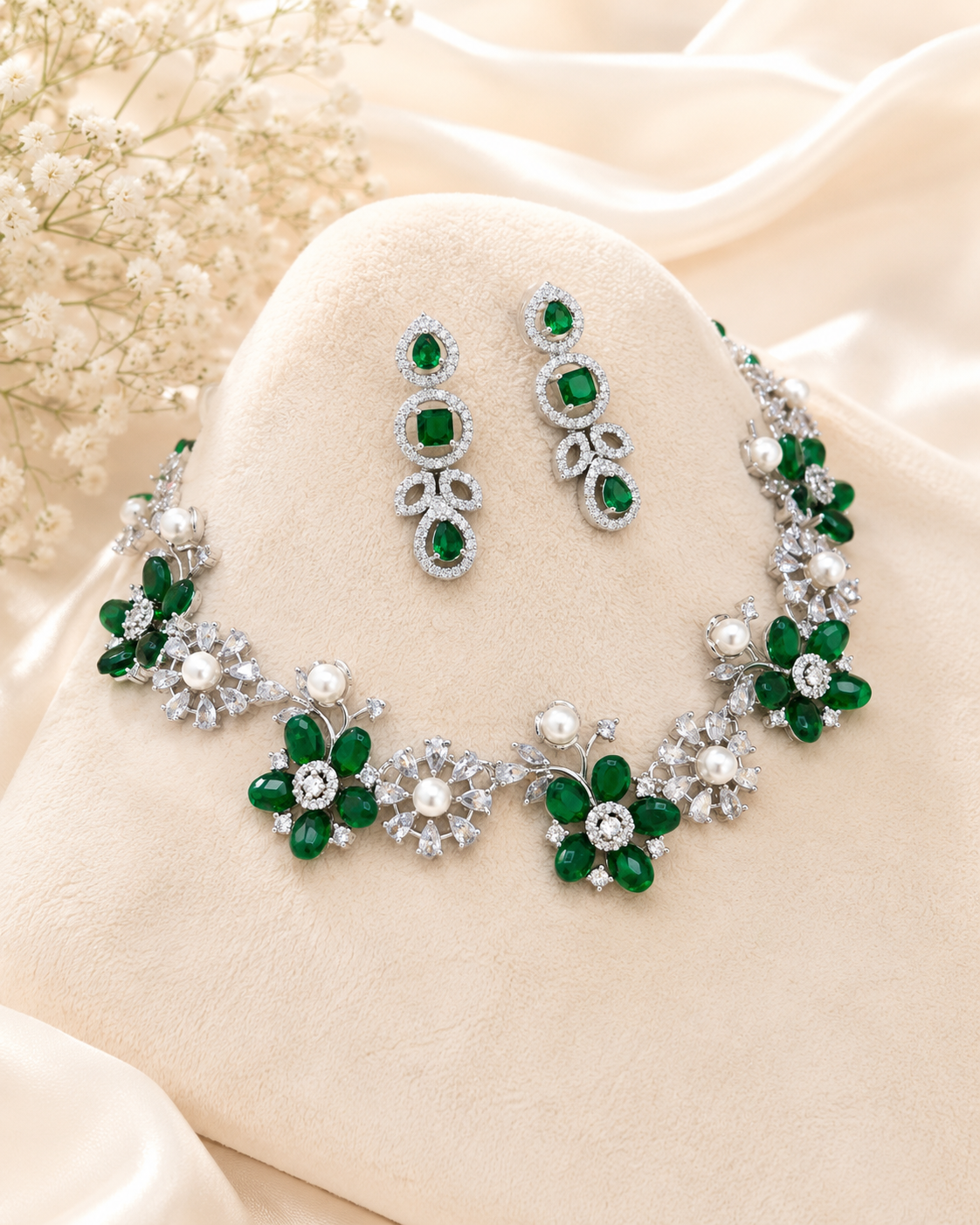 Emerald Blossom Pearl Necklace Set