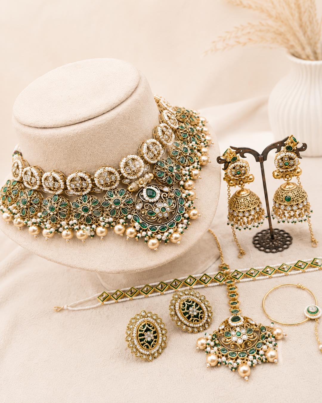 Royal Emerald Bridal Set