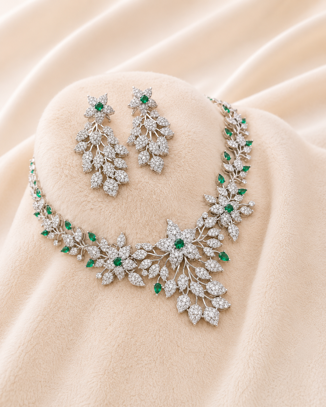 Emerald Vine Luxury Necklace Set