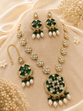 Emerald Bloom Pearl Necklace Set