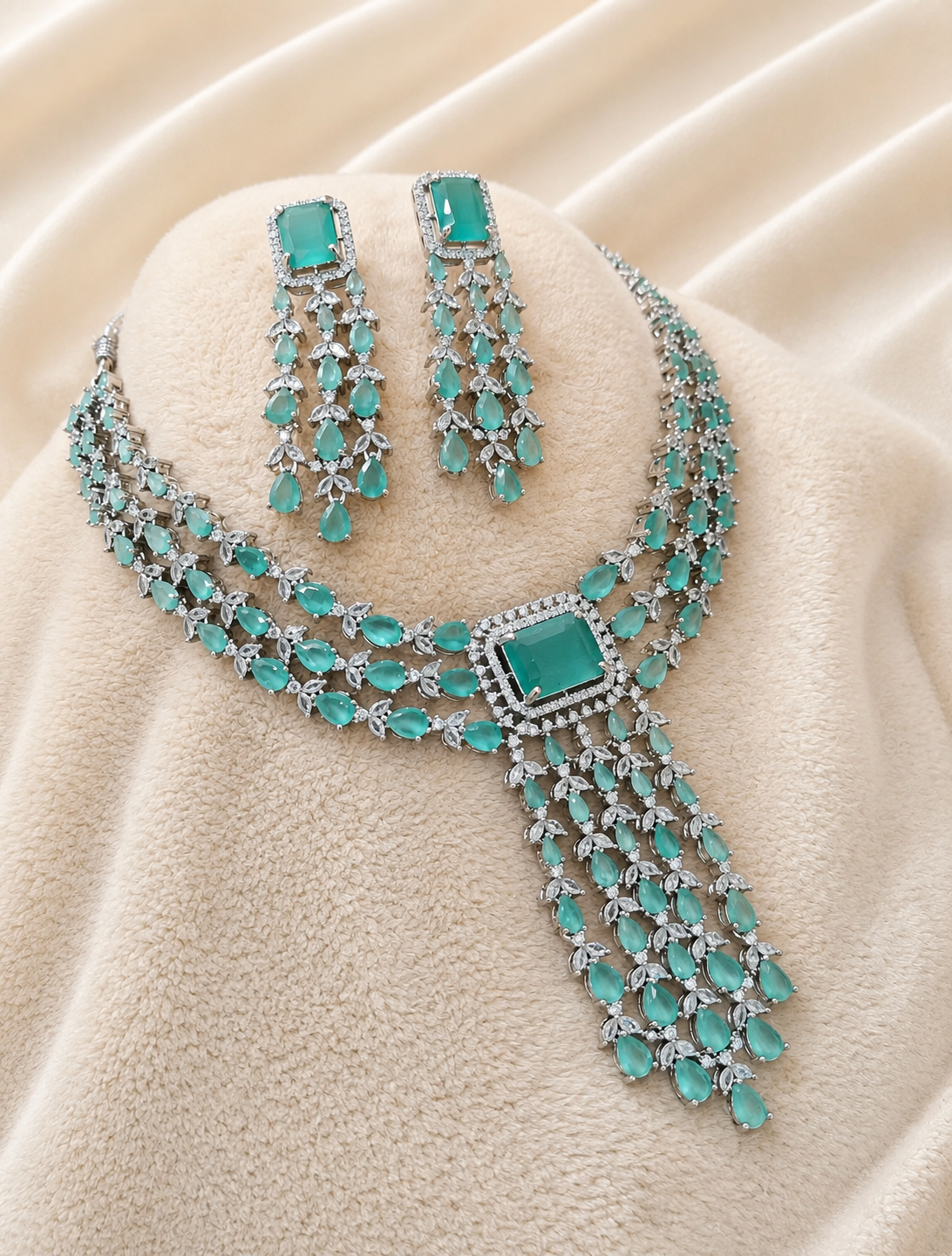 Ocean Veil Tassel Necklace Set