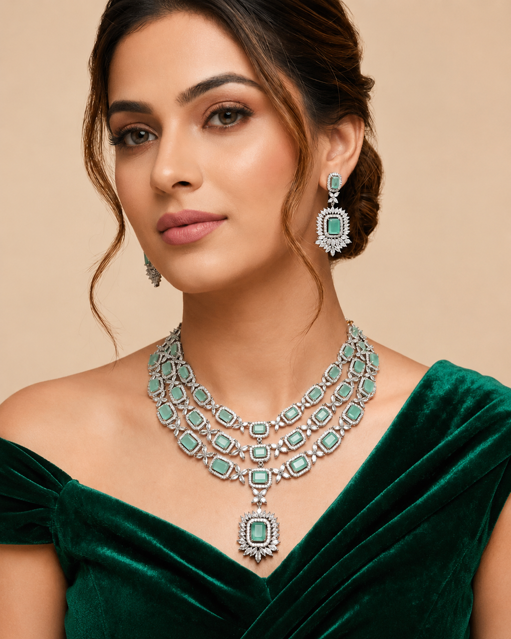 Aqua Royale Halo Necklace Set