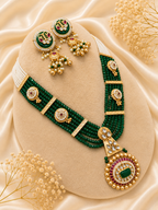 Royal Pearl Gem Set