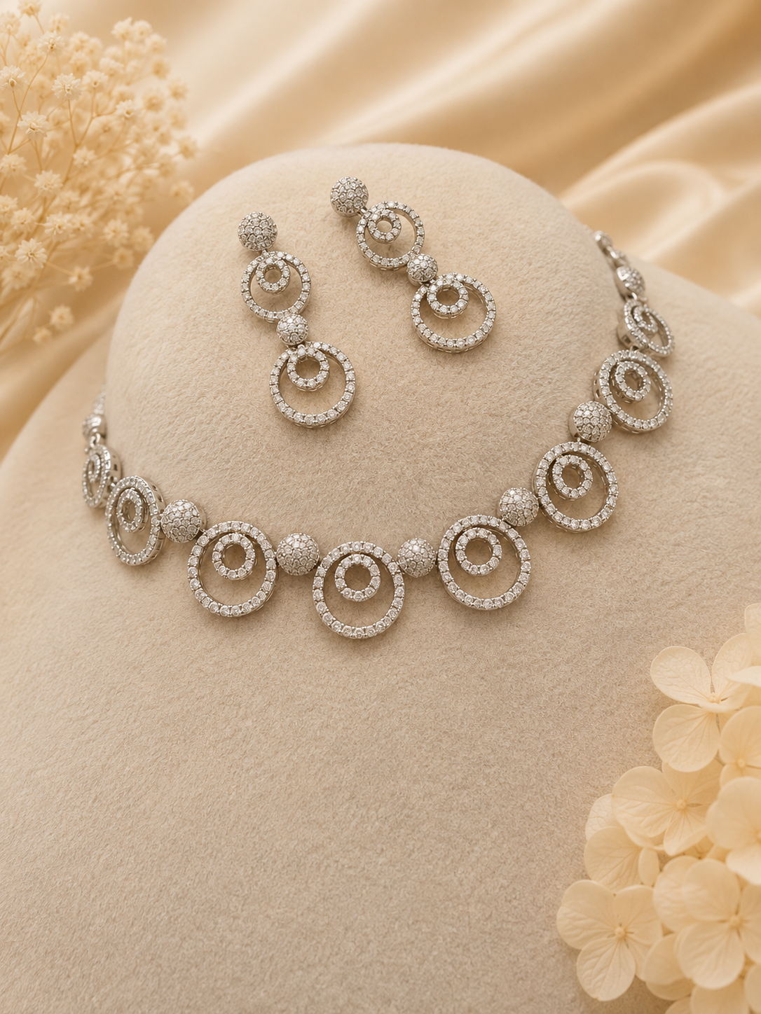 Aura Concentric Diamond Set