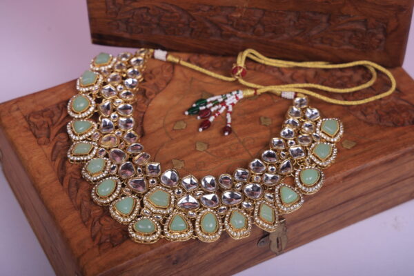 Alternative view of Pastel Green Dangle