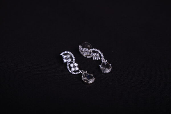 Alternative view of Drops of Sparkle