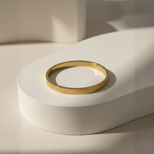 Infinity Edge Bangle